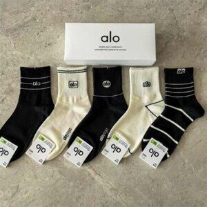 Alo Yoga Socks 5 Pack